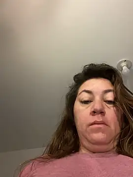 Snapshot of Luna-nevada chatting on June 8, 10:48 am Luna-nevada online show from June 8, 10:48 am