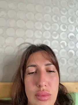 AleksandraRich online show from June 27, 1:21 am