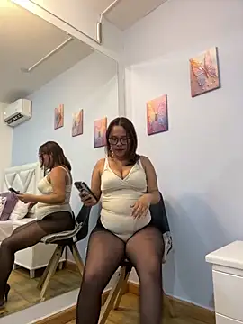 SophiaQueens online show from June 1, 8:21 pm