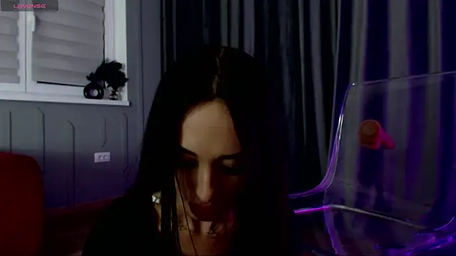 Snapshot of reinakylie chatting on March 21, 7:57 pm reinakylie online show from March 21, 7:57 pm