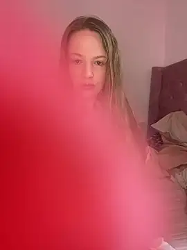 feedeegeorgie online show from February 9, 10:08 am