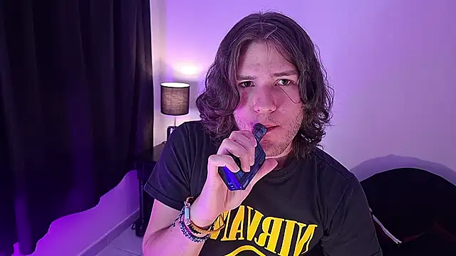 Snapshot of is_jesus chatting on May 22, 2:08 am is jesus online show from May 22, 2:08 am