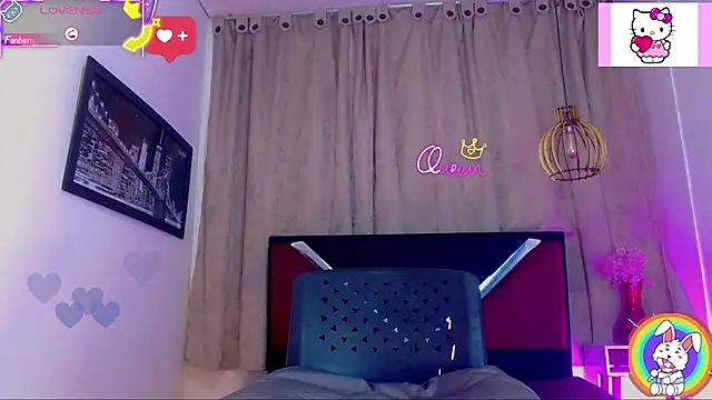 Snapshot of alexsandra_kiss chatting on June 17, 11:34 am alexsandra kiss online show from June 17, 11:34 am