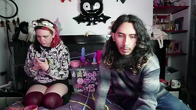 Snapshot of Devil_And_Princess chatting on February 16, 2:29 am Devil And Princess online show from February 16, 2:29 am