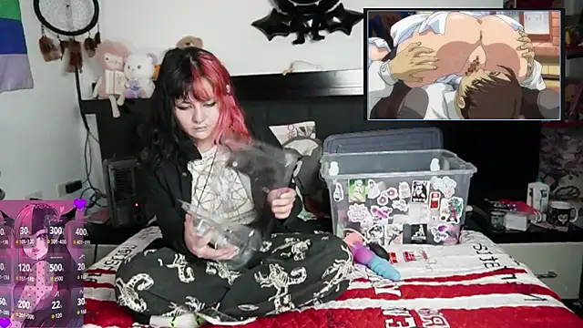 Snapshot of Devil_And_Princess chatting on March 25, 4:18 am Devil And Princess online show from March 25, 4:18 am