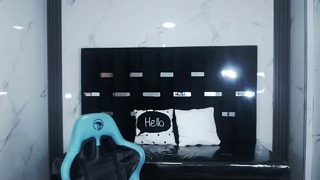 Snapshot of valeria_a1 chatting on September 26, 2:37 am valeria a1 online show from September 26, 2:37 am