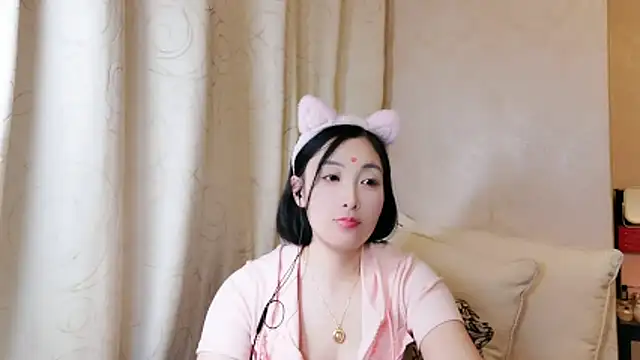 Rachel-6600 online show from May 11, 4:04 pm