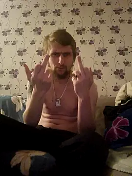 Snapshot of ThePython666 chatting on October 4, 8:51 pm ThePython666 online show from October 4, 8:51 pm