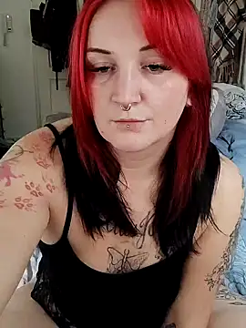 TiffiChantiT2 online show from October 9, 12:25 pm