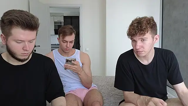 Snapshot of boys_sobolisha chatting on July 10, 8:29 am boys sobolisha online show from July 10, 8:29 am