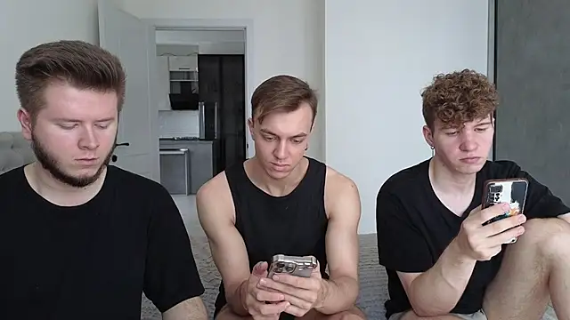 Snapshot of boys_sobolisha chatting on July 13, 8:39 am boys sobolisha online show from July 13, 8:39 am