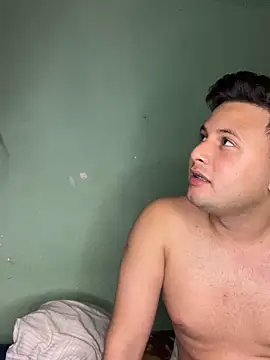 Mr brian03 online show from December 19, 3:35 am