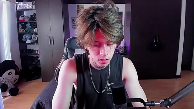 xIce Boy online show from March 26, 2:22 pm