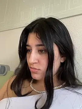 SashaLuss  online show from March 18, 4:48 pm