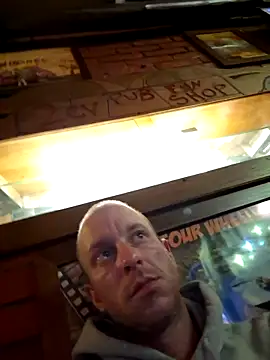 svenpfeifer online show from March 14, 10:16 pm