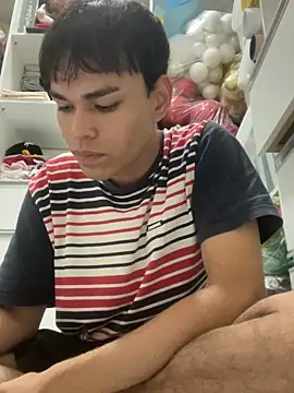 yue014 online show from May 8, 4:07 am