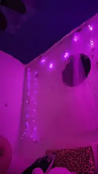 LoganPeny online show from April 17, 9:34 am