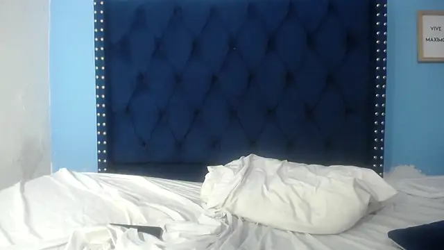 goldenn ass1 online show from January 13, 10:09 am