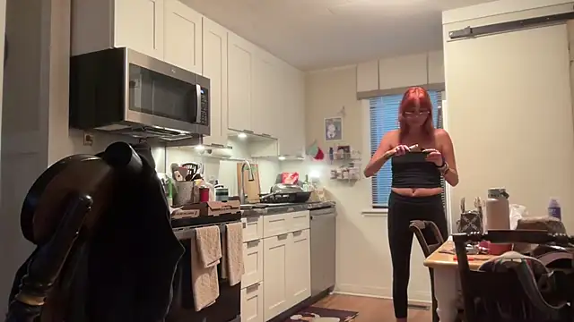 SpaceCowWhore online show from July 28, 7:39 pm