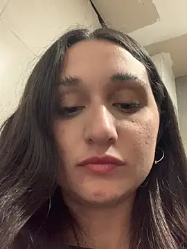luci brecman online show from June 19, 3:27 pm