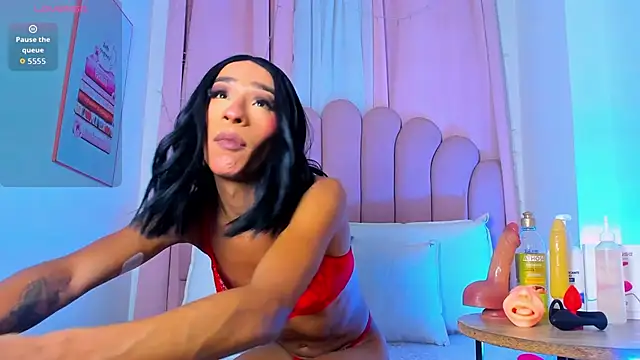 NicoleMadrird online show from February 2, 7:23 pm