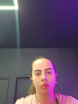 Snapshot of Sairy_ chatting on June 15, 6:32 pm Sairy online show from June 15, 6:32 pm