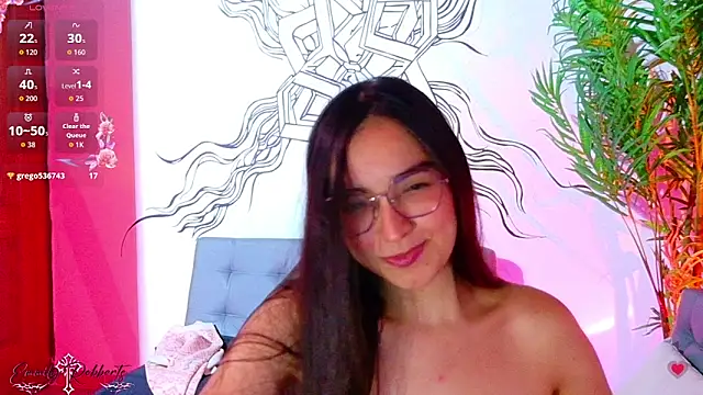 Snapshot of Emmi_Roberts chatting on February 23, 12:41 am Emmi Roberts online show from February 23, 12:41 am