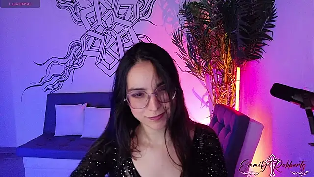 Snapshot of Emmi_Roberts chatting on March 2, 10:16 pm Emmi Roberts online show from March 2, 10:16 pm