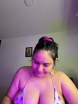 ashliecooperrr online show from February 18, 1:23 am