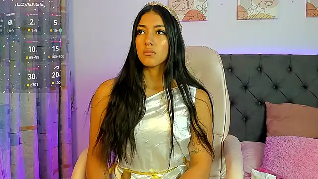 Quiinn bx online show from October 25, 4:02 pm