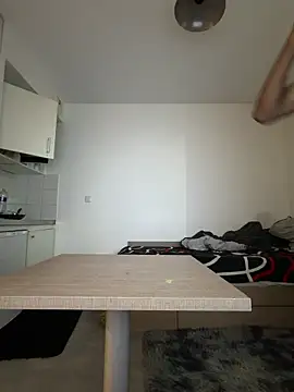 Renoirmonter online show from April 10, 1:38 pm