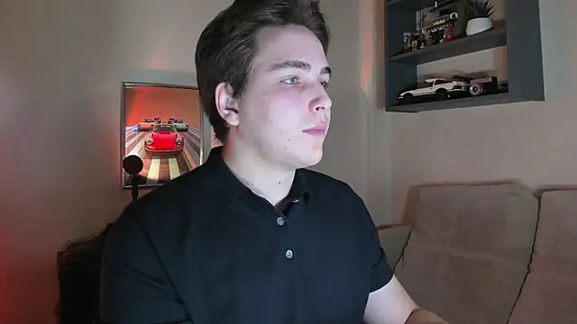 Snapshot of Eric_ether chatting on November 16, 6:02 pm Eric ether online show from November 16, 6:02 pm