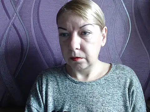 Lillia Ray online show from September 30, 5:56 am