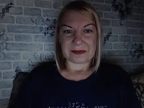 Lillia Ray online show from October 10, 6:01 am