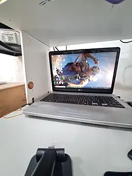 membro destruidor online show from March 18, 4:37 pm