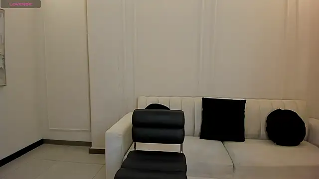 Snapshot of AmaliaCrus chatting on July 10, 8:22 pm AmaliaCrus online show from July 10, 8:22 pm