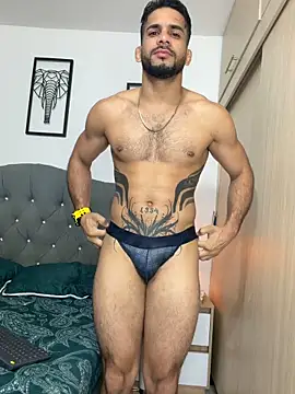Maximiliano ford online show from May 15, 10:44 am