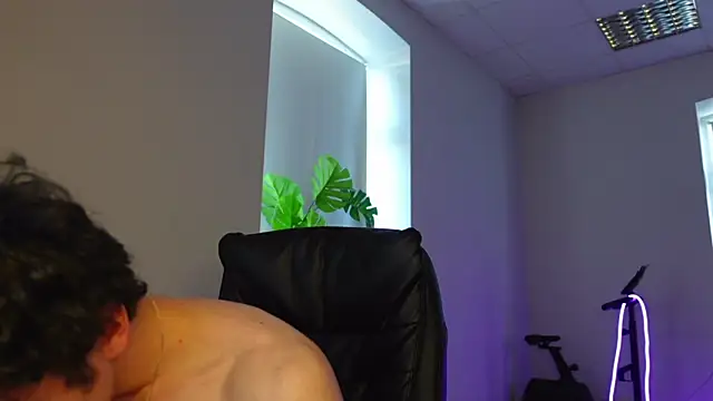 Brad Holloway online show from April 1, 1:41 pm