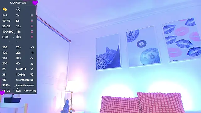 Valen ross  online show from March 6, 9:22 pm