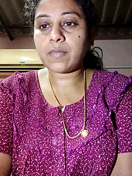 JENNIFERtamil online show from May 14, 7:37 am