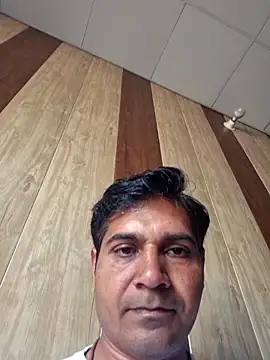 johnny8731 online show from April 19, 3:39 am