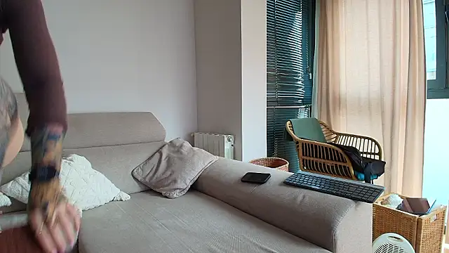 tattoobbgirl online show from February 9, 2:32 pm