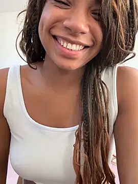 Lirioafro online show from March 16, 1:04 pm