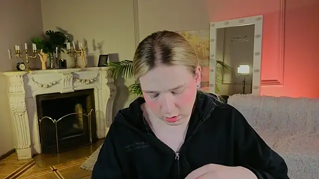 Jes Solar online show from October 2, 11:39 am