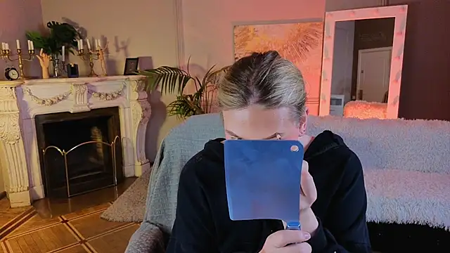 Jes Solar online show from October 3, 11:07 am