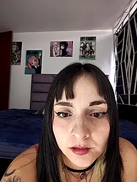 KARINNA  RAVEN online show from April 11, 10:36 pm