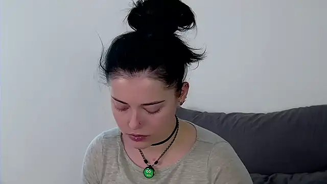 AshleyD  online show from June 9, 1:50 am