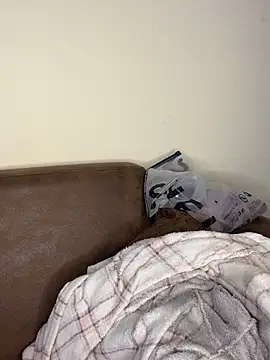 YummyMelanin117 online show from April 20, 3:15 pm