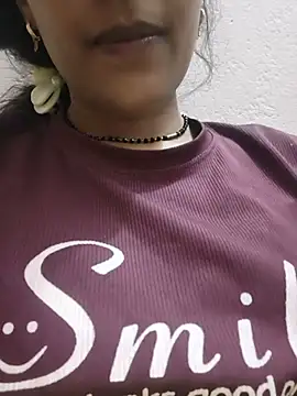 Snapshot of Eshwari_Chopra chatting on July 13, 5:27 pm Eshwari Chopra online show from July 13, 5:27 pm
