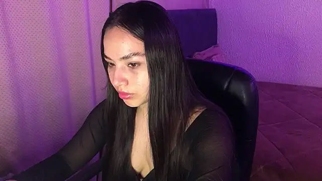 Snapshot of amelia_hall chatting on June 28, 12:44 pm amelia hall online show from June 28, 12:44 pm